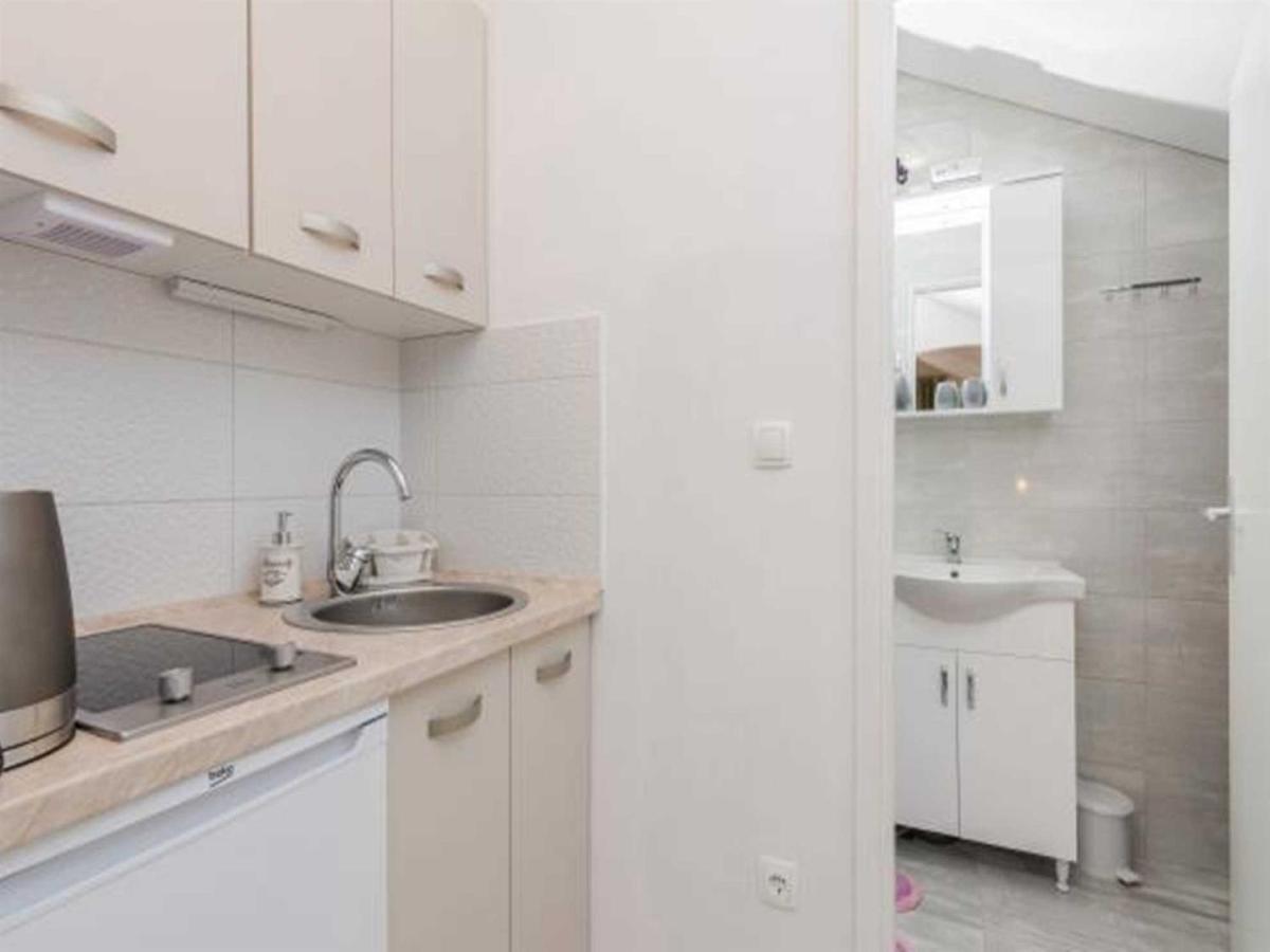 Villa Flora Maris Apartments プリヴラカ エクステリア 写真